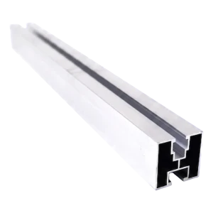 Perfil de aluminio de montaje PV 40×40 mm – carril 665 cm para tornillos M10