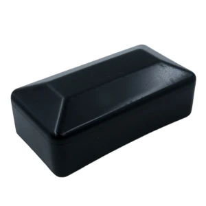 Tapón de cubierta UFR para perfil 80 x 40 negro