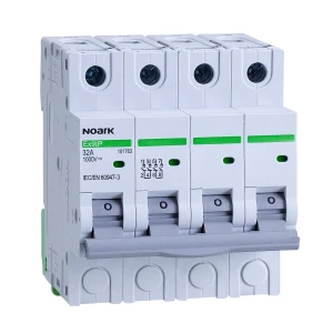 Seccionador aislador DC fotovoltaico 4 polos 32A 1000V DC ancho 4 módulos